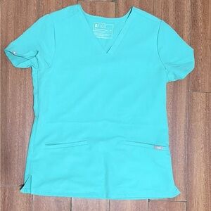 Figs Women's Aqua Short Sleeve Top and Pants Set